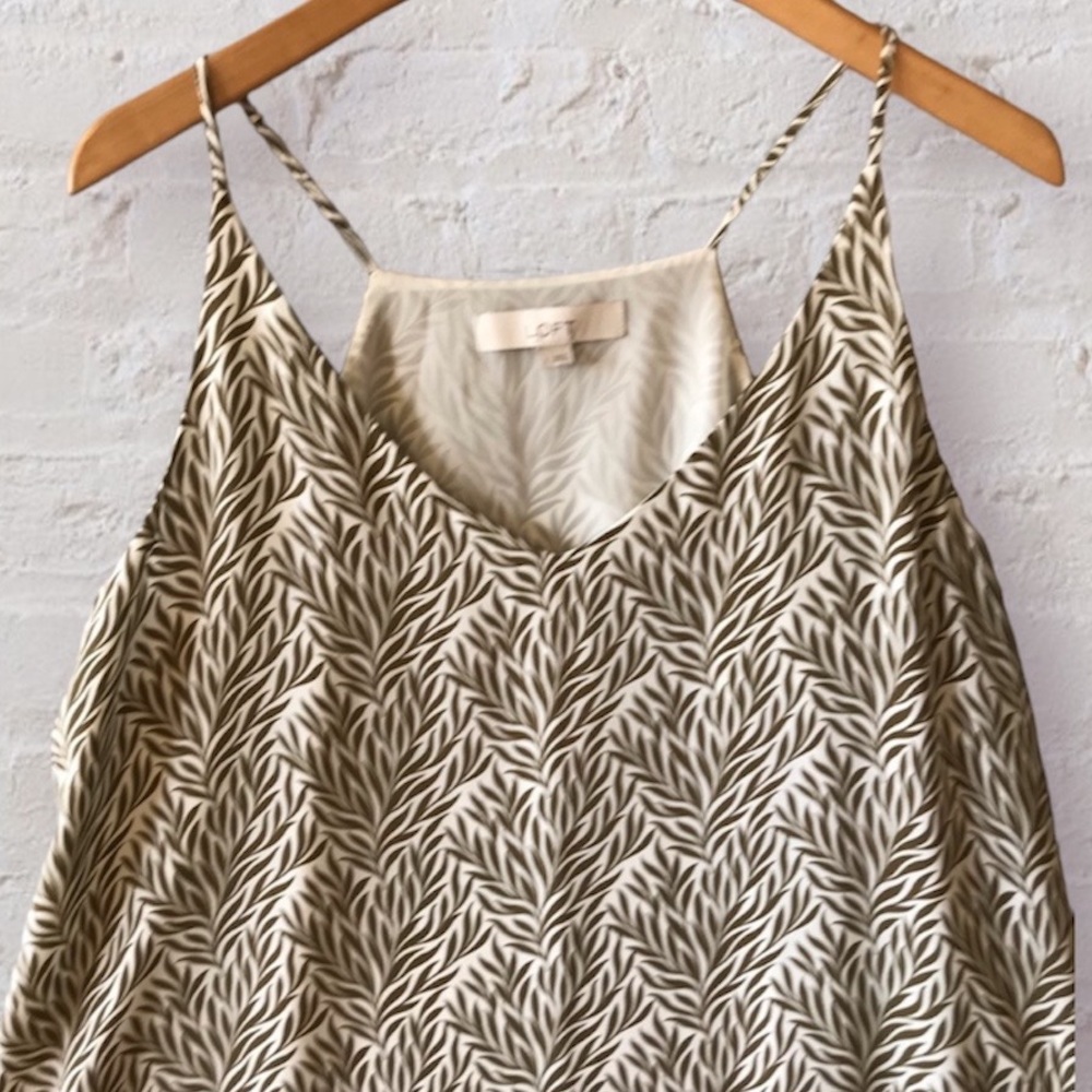 LOFT Lined Flowy Tank Size L - Picture 2 of 4